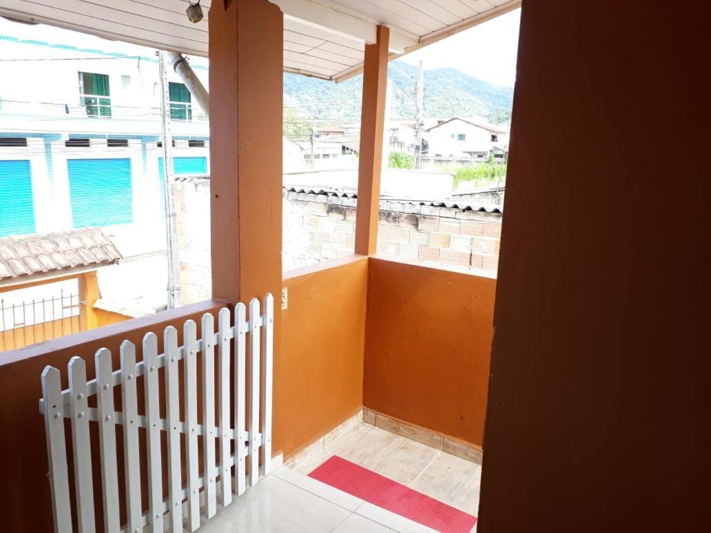 Casa Proxima Da Praia Grande 乌巴图巴 外观 照片